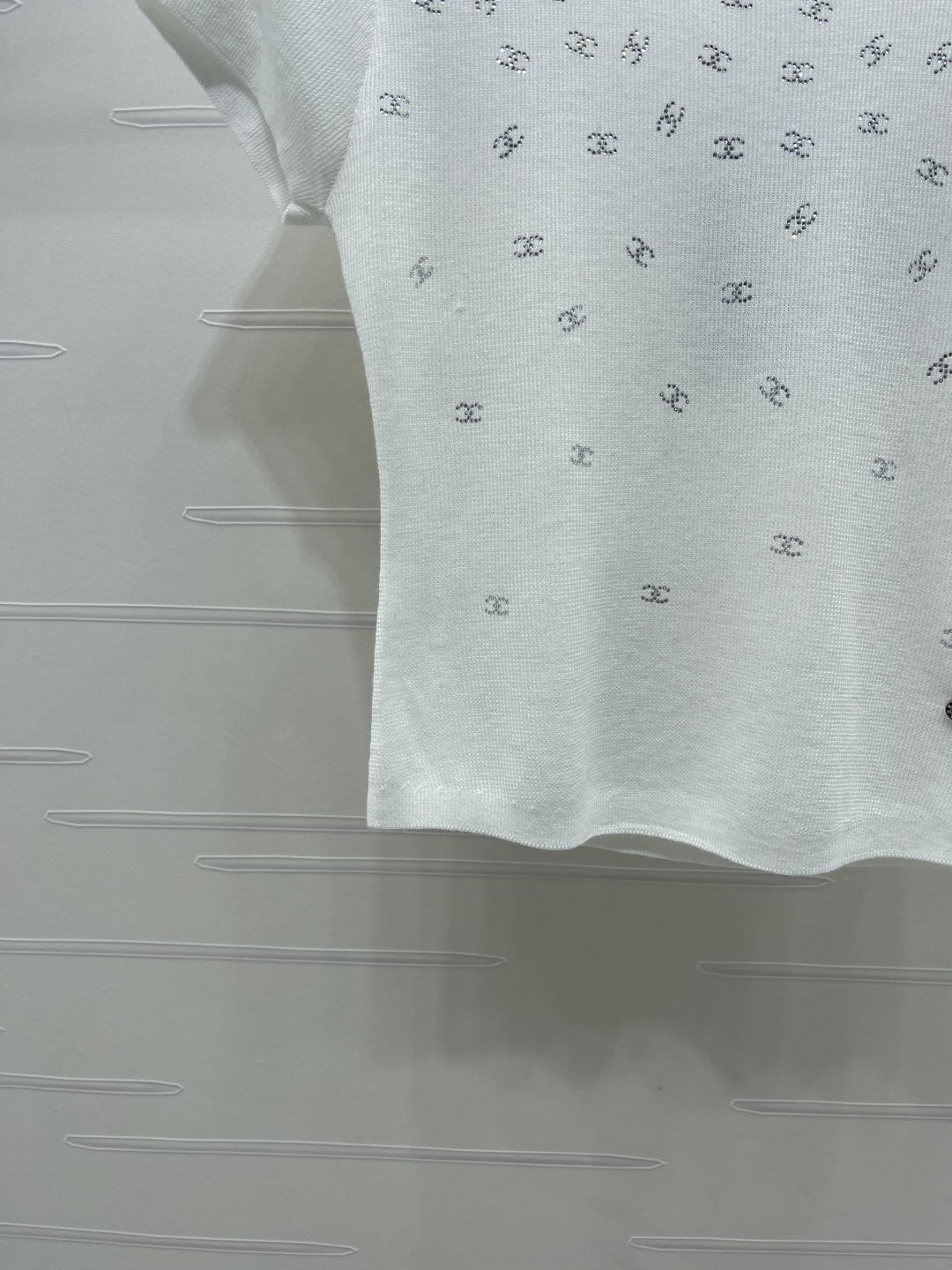 Women's short sleeves